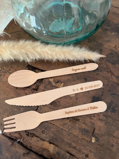Couverts jetables en bois