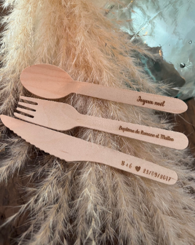 Couverts jetables en bois